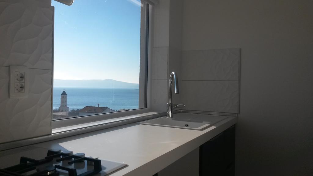 Panoramic View Apartments Crikvenica Ev Station Available Exteriör bild